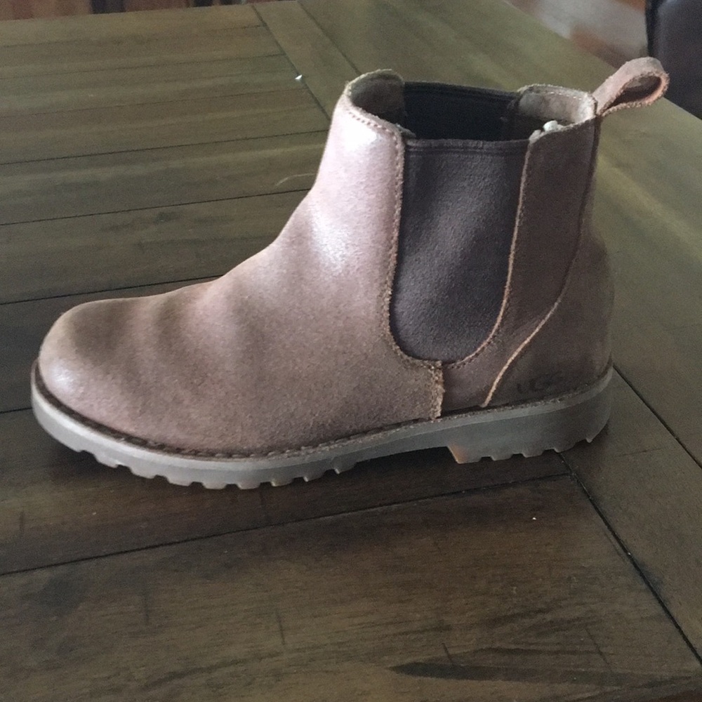 Boy Ugg boots